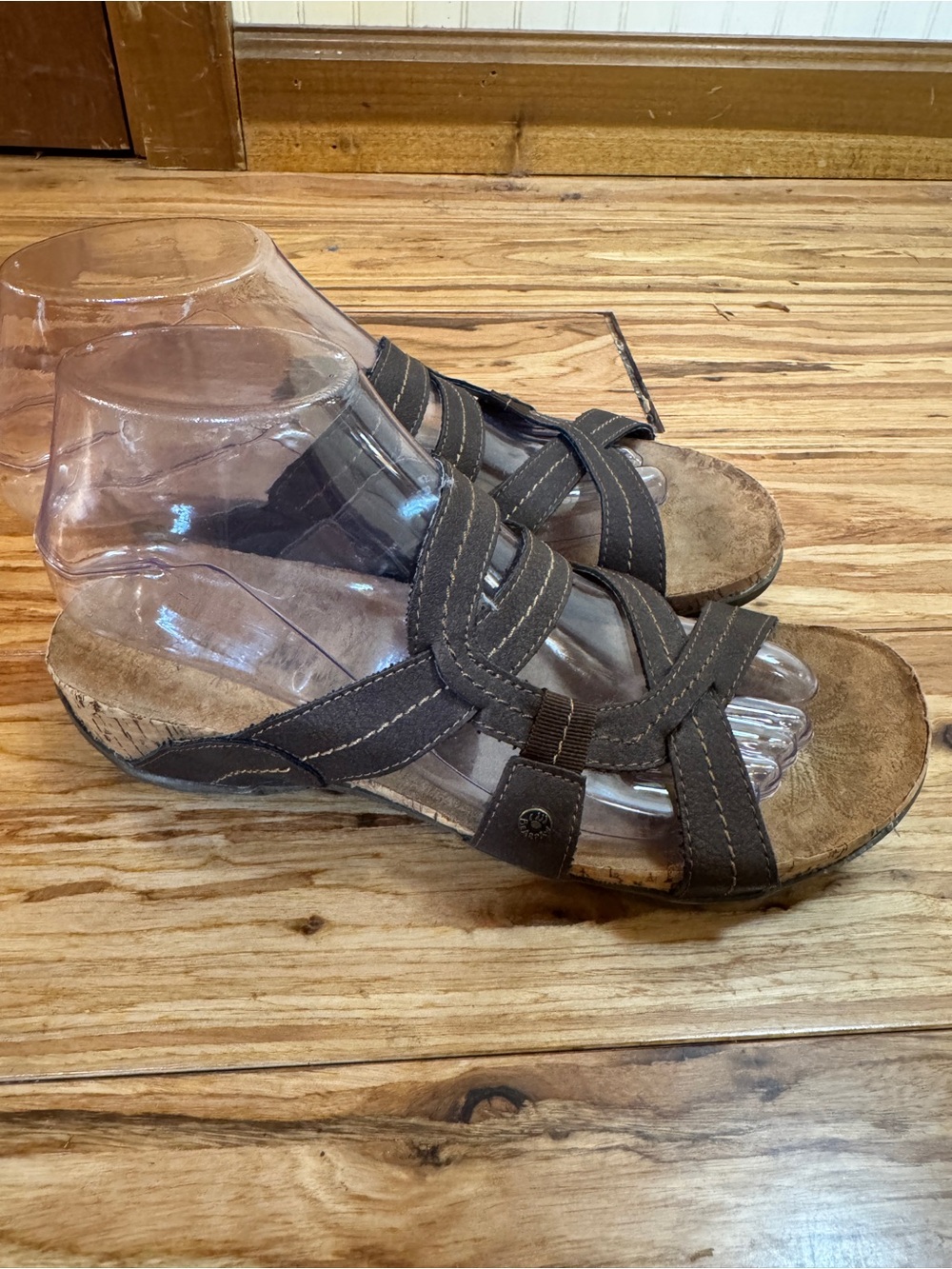 Womens‎ Bearpaw Sandals Brown Slip On Size 8 Comfy Casual